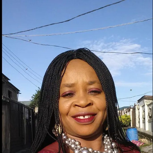Roselyn S.