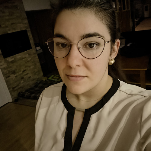 Lisa F. profile photo
