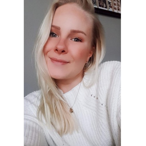 Debra v. profile photo