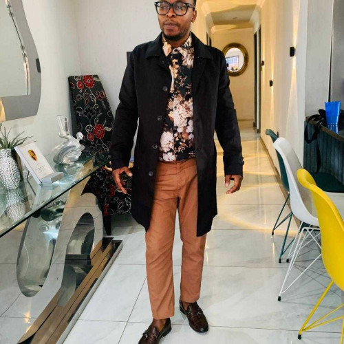 sinqobile n. profile photo