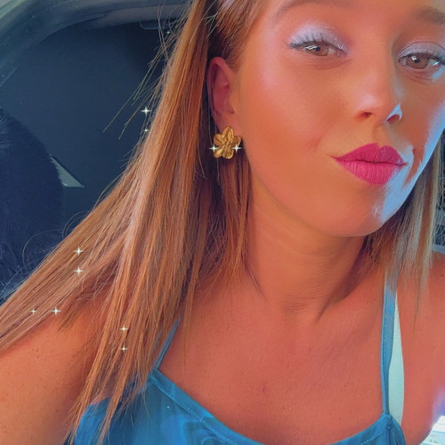 Coralie B.