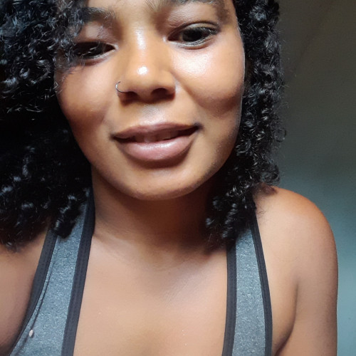 Luana R. profile photo