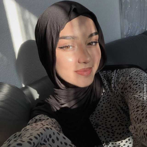 elline e. profile photo