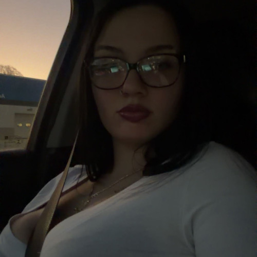 Yannalia L. profile photo