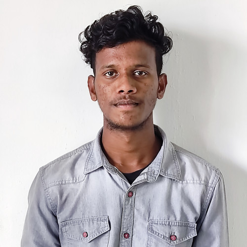 RAVICR7 R. profile photo