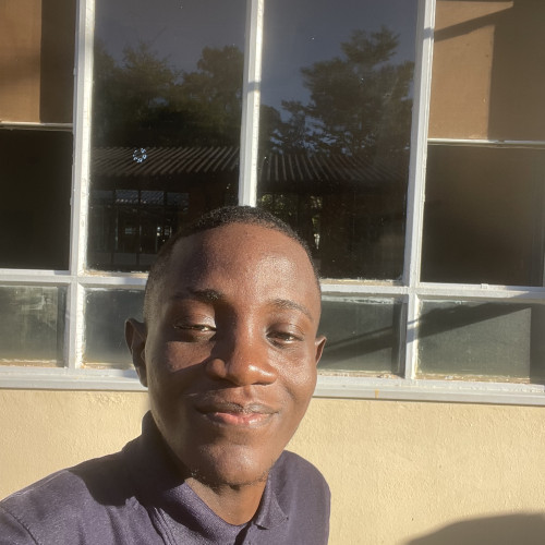 Isomu  C. profile photo