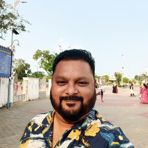 Julian M. profile photo