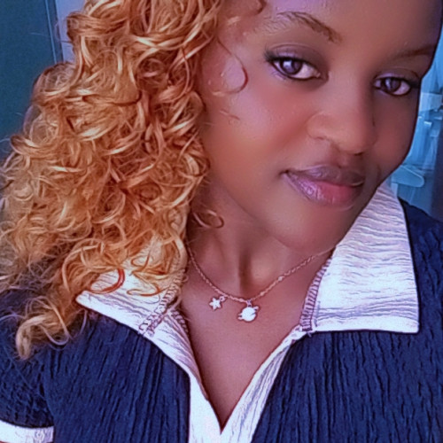 Esther M. profile photo