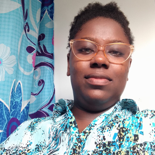 Esther R. profile photo