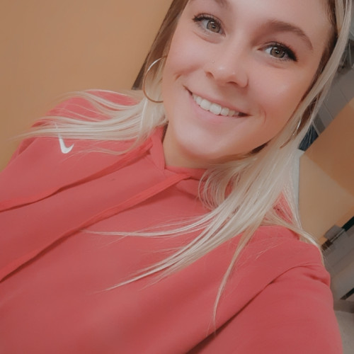 Macailyn  B. profile photo