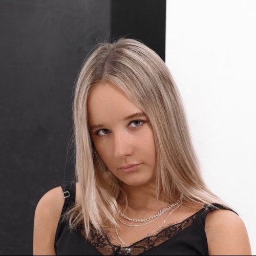 Julia S.