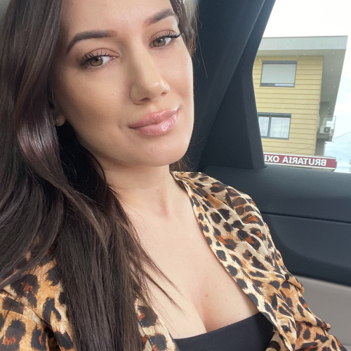 Roxana C. profile photo