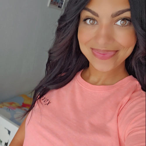Celia B. profile photo