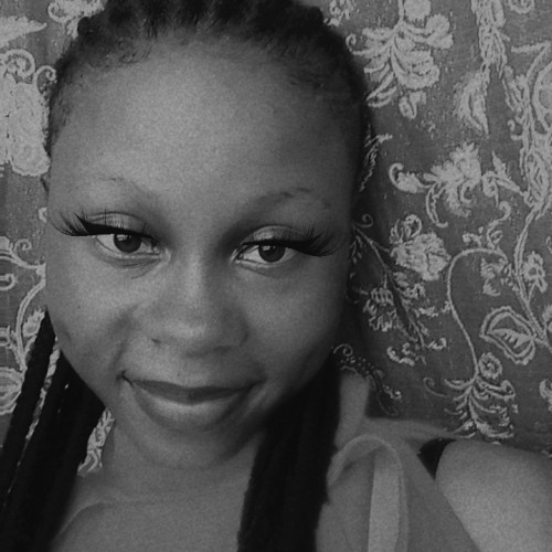 Favour s. profile photo