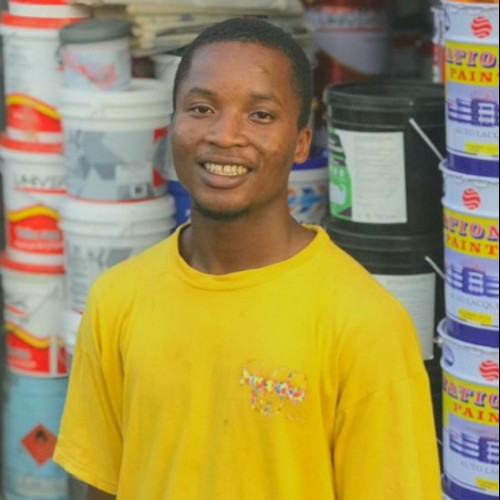 Emi R. profile photo