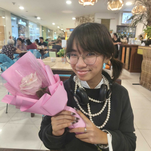 Angela S. profile photo