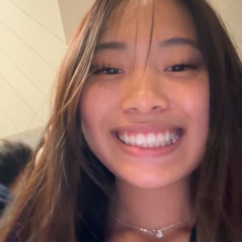 Stella  . profile photo