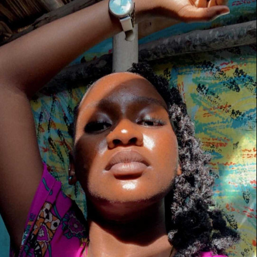 mealii m. profile photo