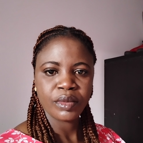 Esther  O. profile photo