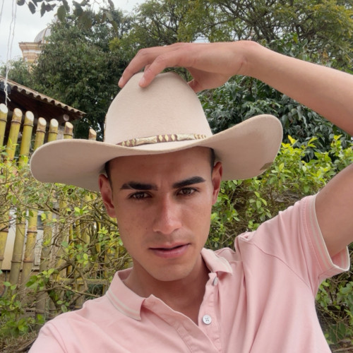 Juan L. profile photo