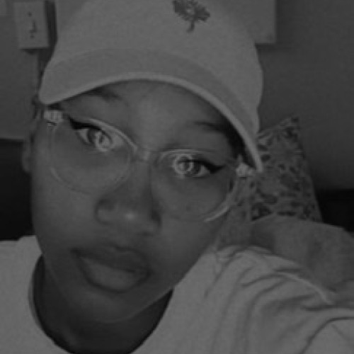 Lisa  L. profile photo