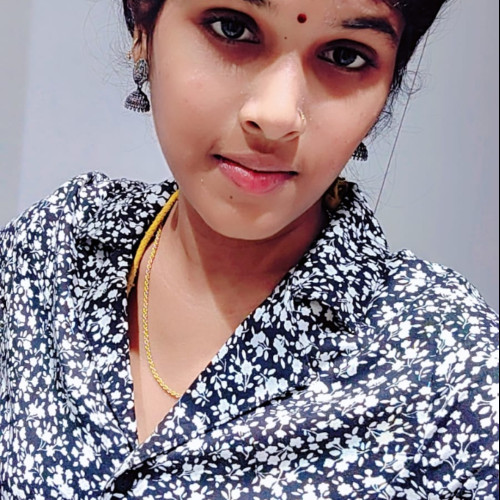 liya k. profile photo