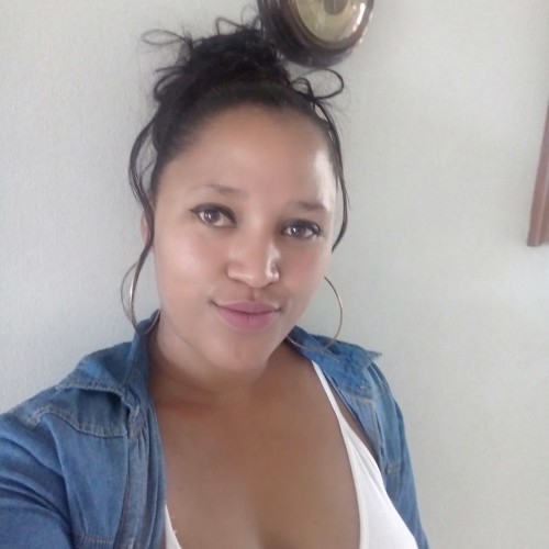 LEANDRA g.
