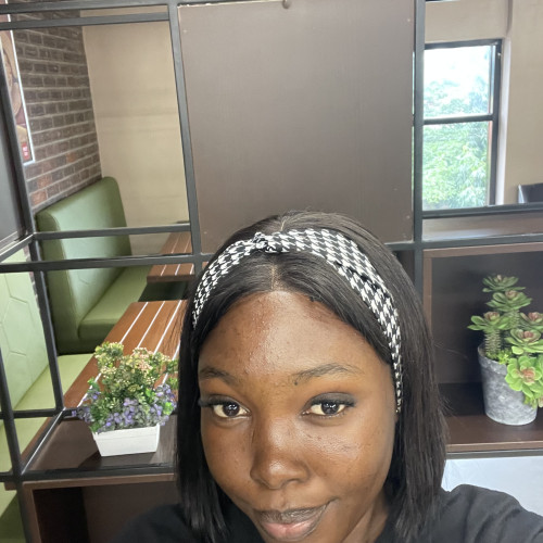Oma U. profile photo