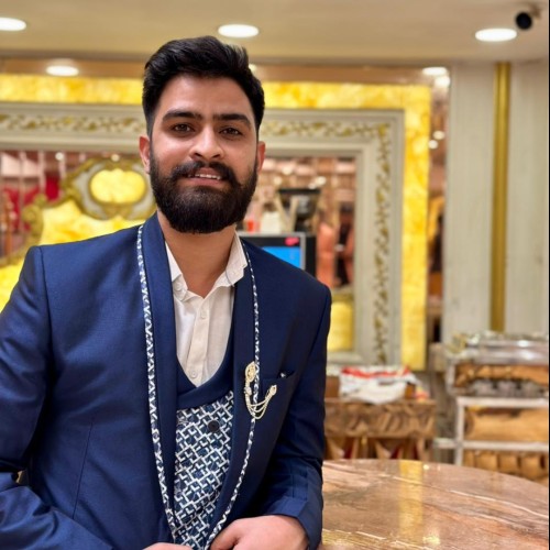 Yash J.