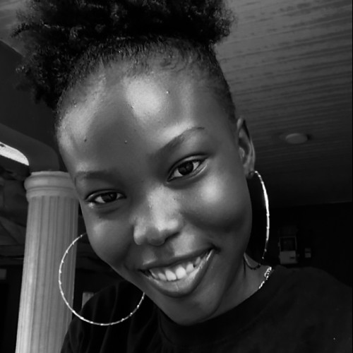 Dee M. profile photo
