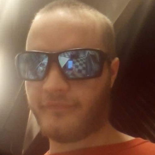 Dylan  R.