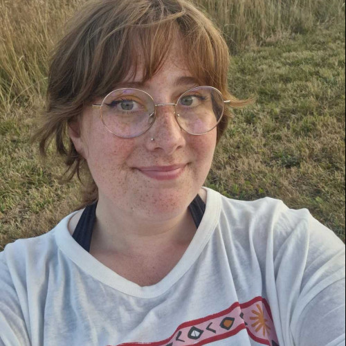 Faye B. profile photo
