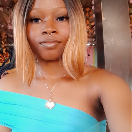 Loveth  U. profile photo