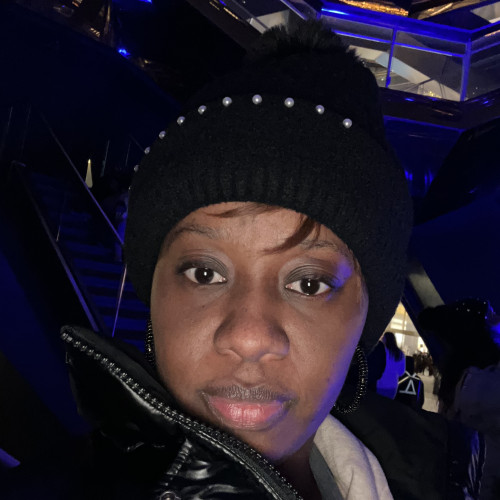 Lesliann  C. profile photo
