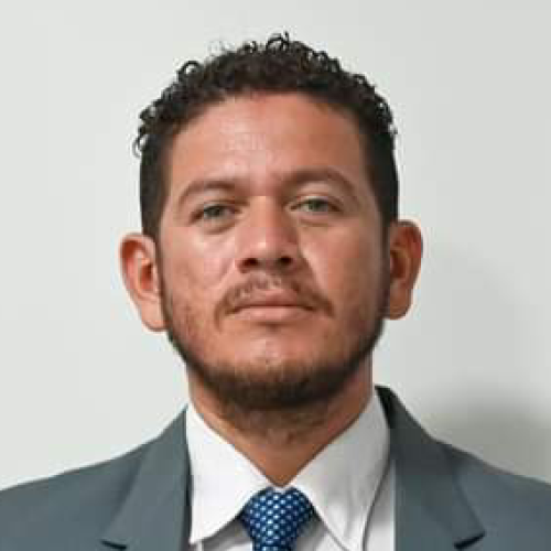 Oscar R.
