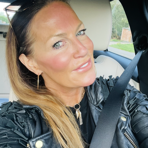 Elle B. profile photo