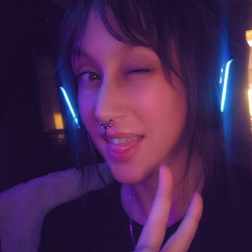 Claudia  B. profile photo