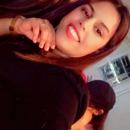 chaima  B.