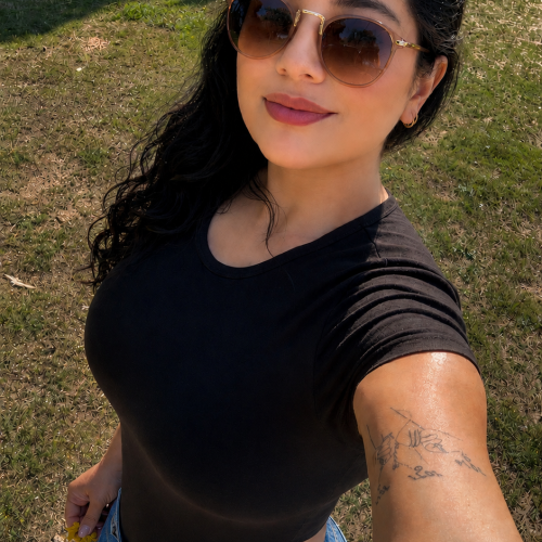 Ivy R. profile photo