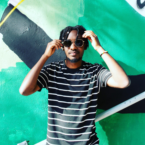 Nthm L. profile photo