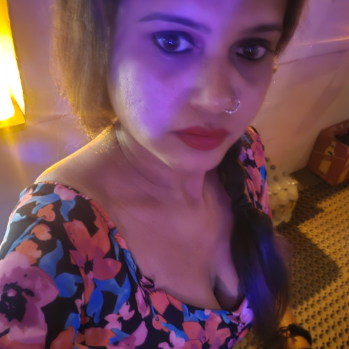 Cryslyn F. profile photo