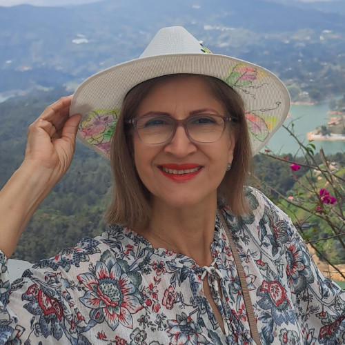 Omaira C.