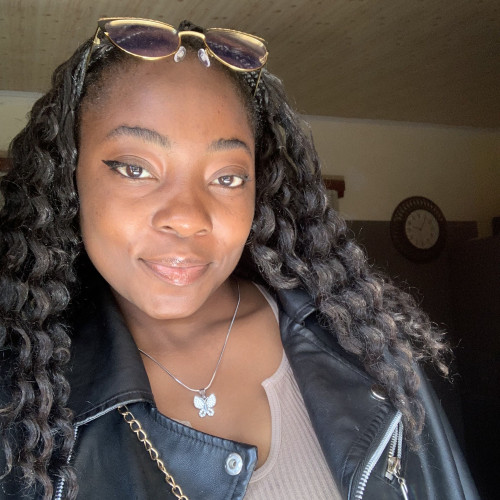 chawezi N.