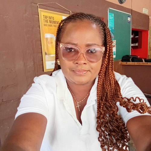 selly l. profile photo