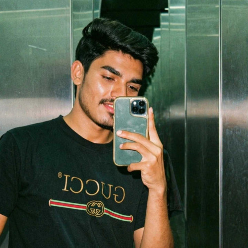 yash p. profile photo