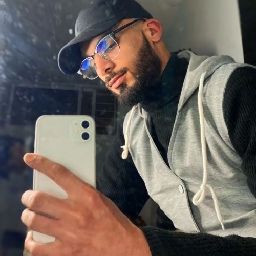 Yahya  E.