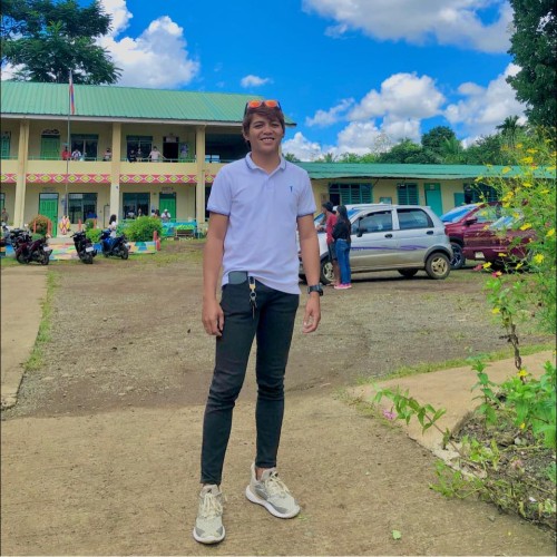 Rhyence Q. profile photo