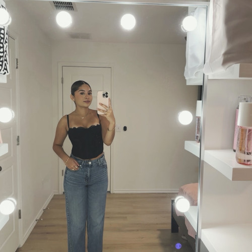 Dayanara T. profile photo