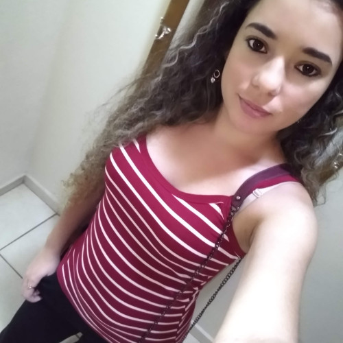 DANIELA F. profile photo