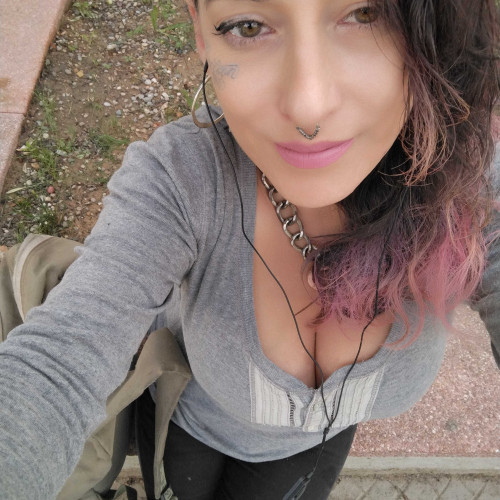 lucia c. profile photo